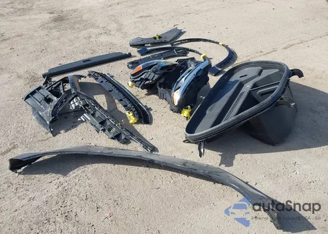 2025 Audi Q6 E-Tron Premium Quattro from USA, damaged, VIN WA114BGF9SA064754